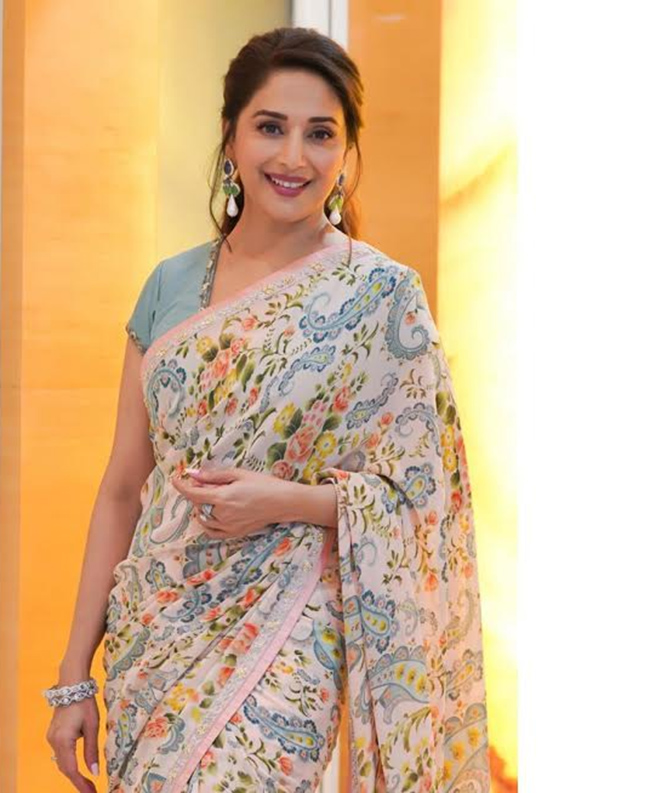 ఫోటో స్టోరీ: 1990 మేడమ్.. సార్ మేడ..మ్ అంతే!