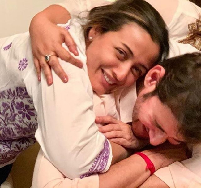 ఫోటో స్టోరీ: హ్యాపీ 15 మై లవ్ అంటున్న మహేష్