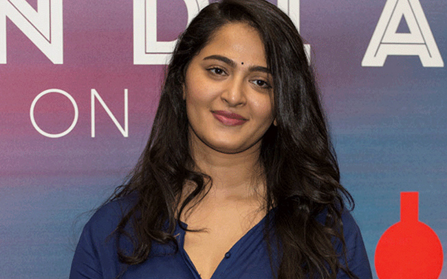 Anushkas 3 AM friend - Prabhas And Most Favourite Hero - Nagarjuna Anushkas 3 AM friend - Prabhas And Most Favourite Hero - Nagarjuna