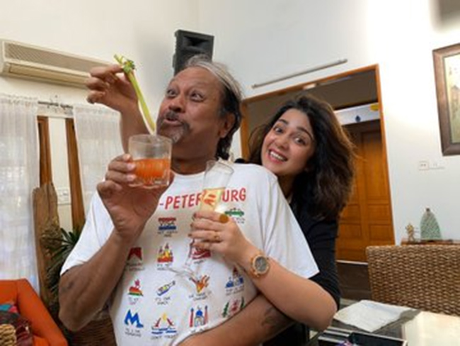 అల్లరి పిడుగుగా మారిన ఇస్మార్ట్ ప్రొడ్యూసర్!