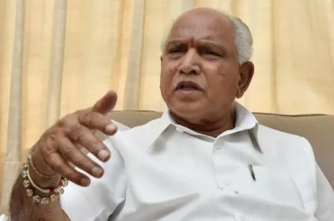 యడ్డీ మార్కు.... ఒక్కో ఎమ్మెల్యేకి 3 సర్కారీ స్కూళ్ల దత్తత యడ్డీ మార్కు.... ఒక్కో ఎమ్మెల్యేకి 3 సర్కారీ స్కూళ్ల దత్తత