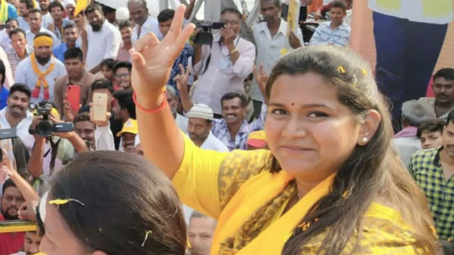 బెజవాడ రాజకీయాల్లో కేశినేని ఫైర్ బ్రాండ్