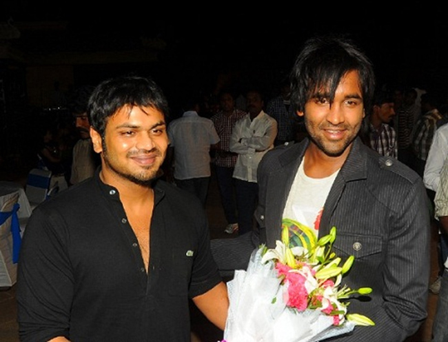 మంచు హీరోల ధైర్యమేంటి?