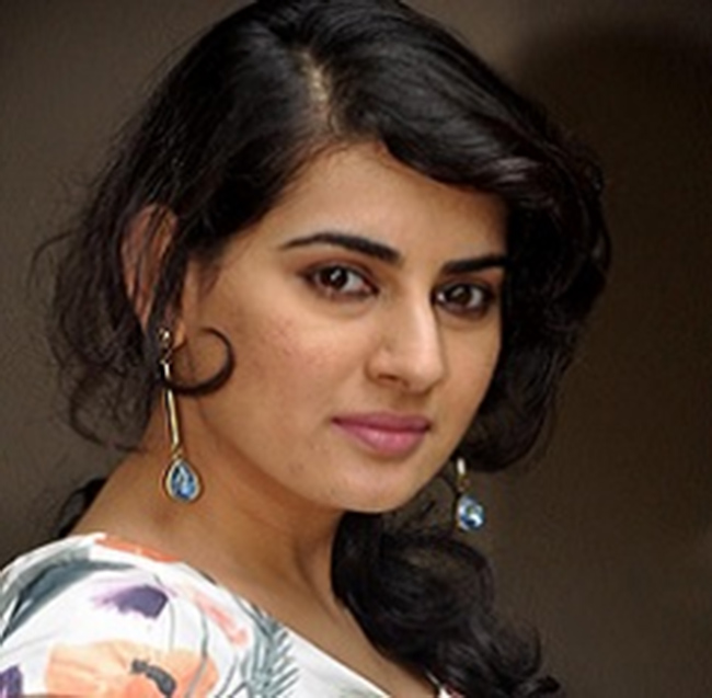 అప్పుడు చేసిన తప్పుకు ఇప్పుడు బాధపడటం ఎందుకు అమ్మడు?