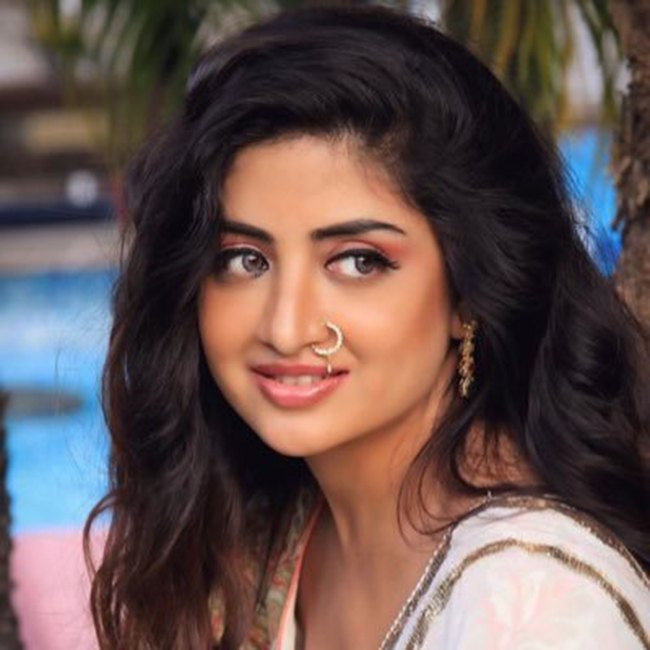 ఆ హీరోయిన్ ప్రేమ-వైరాగ్యం ట్వీట్.. ఎవరి మీద?