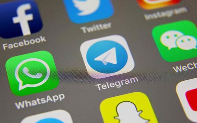 సోషల్‌ మీడియాలో ఫ్యాన్స్‌ కొత్త తరహా రచ్చ