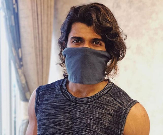 ఆ క్లబ్బులో నేను లేను అంటున్న దేవరకొండ