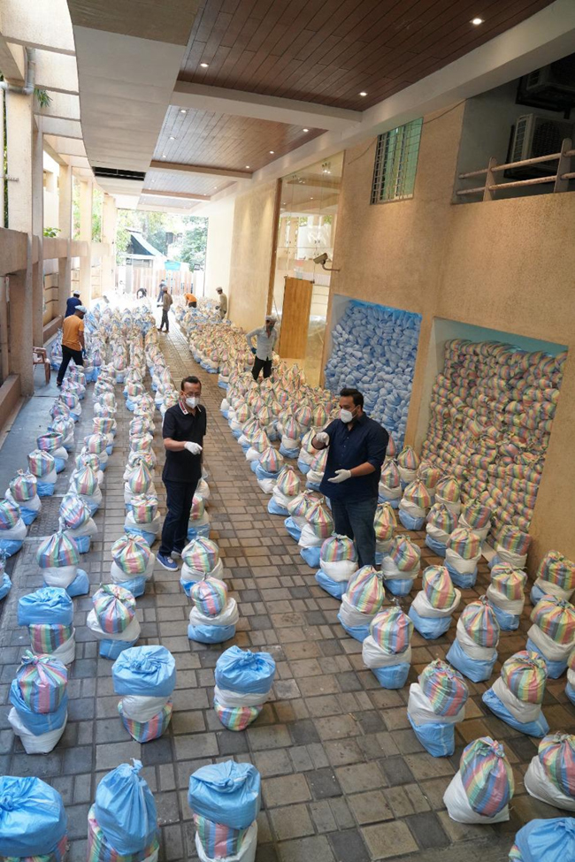 మన హీరోలకు పంచ్ వేసిన సల్మాన్ ఖాన్?