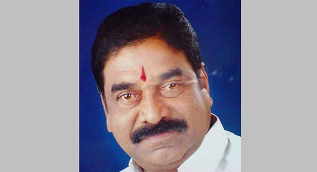 KCR Condolences Former MLA Death