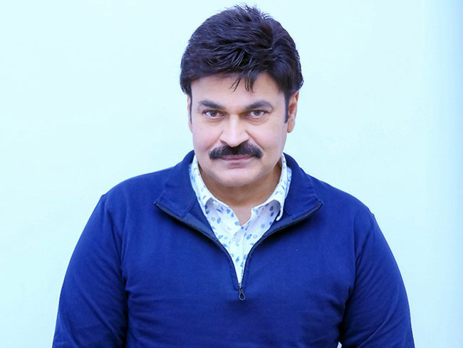 పవన్ సినిమాల గుట్టు విప్పేసిన మెగా బ్రదర్ పవన్ సినిమాల గుట్టు విప్పేసిన మెగా బ్రదర్