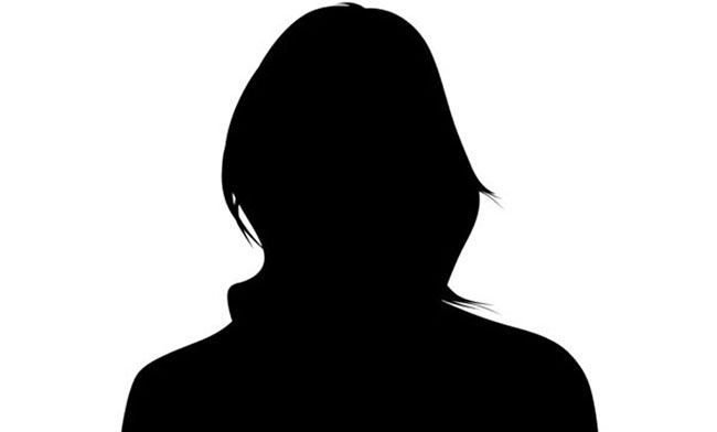 ఆవిడ డిమాండ్ కి క‌ళ్లు తేలేస్తున్నార‌ట‌!