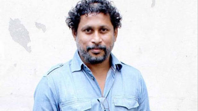 రొమాన్స్ కోసం మ‌ళ్లీ పాత రోజుల్లోకి వెళ్లాల్సిందేనా?