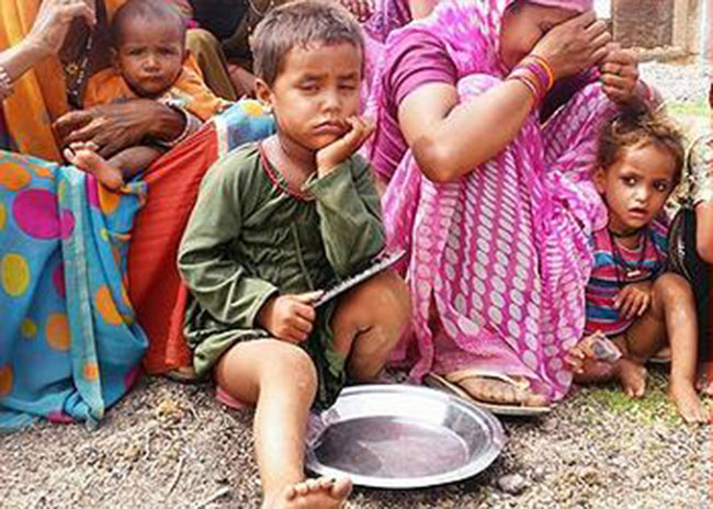 కరోనా వేళ... ఆకలి కేకల కలకలం