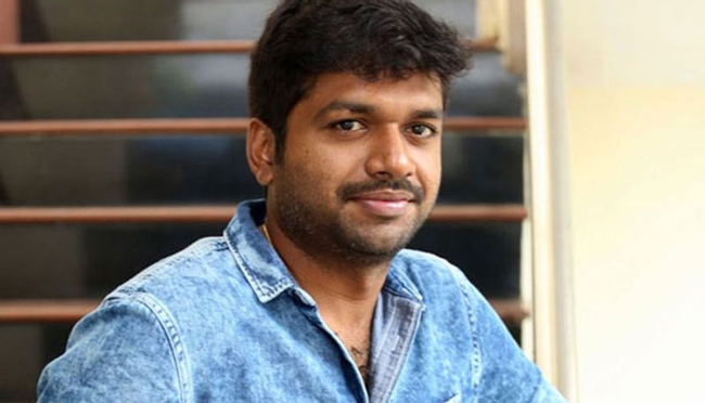 ఎఫ్‌ 3 కి ముందే రామారావు వస్తాడా?