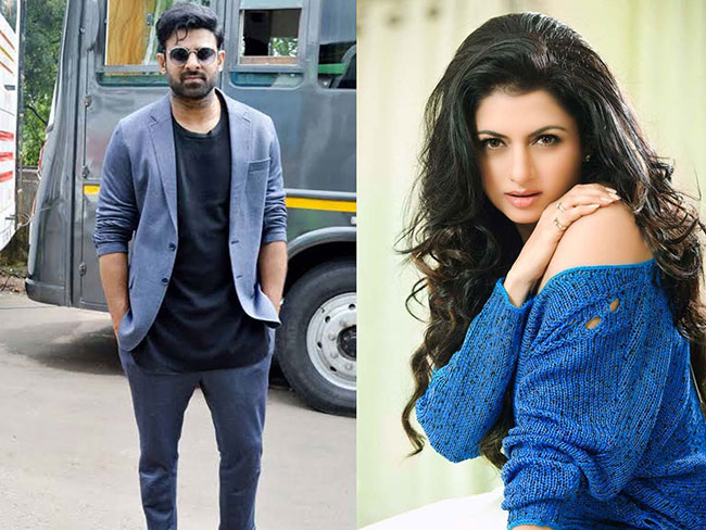 ఔను ప్రభాస్‌ మూవీలో నటిస్తున్నా