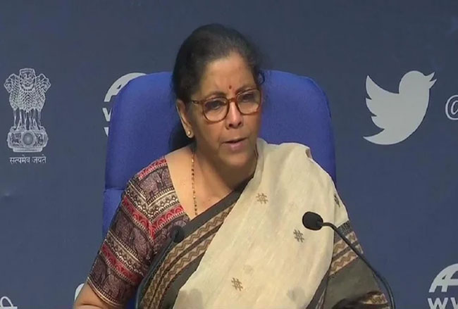 కేంద్రం సంచలన నిర్ణయాలు..  మొత్తం ‘ప్రైవేటు’ పరం