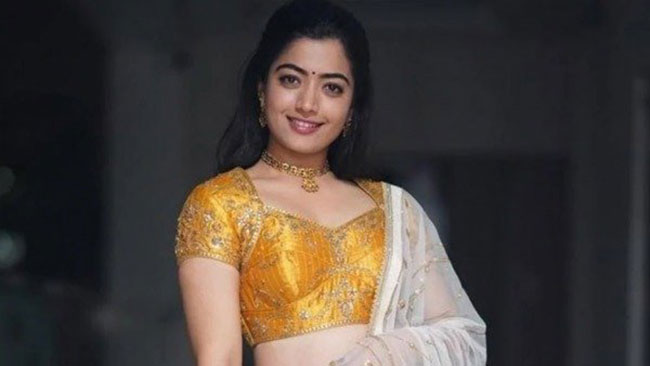 అప్పుడు రష్మిక దొంగతనం చేసిందట