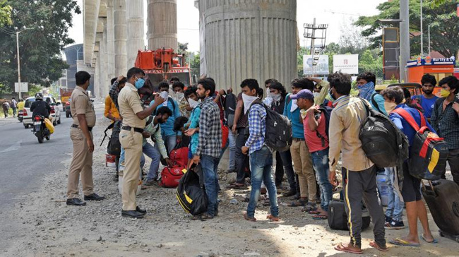 Despite Fleeing Migrants, More Labourers Land In Hyderabad