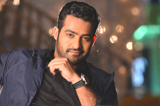 ఎన్టీఆర్ ఫ్యాన్స్ కి లాక్ డౌన్ పంచ్ అలా