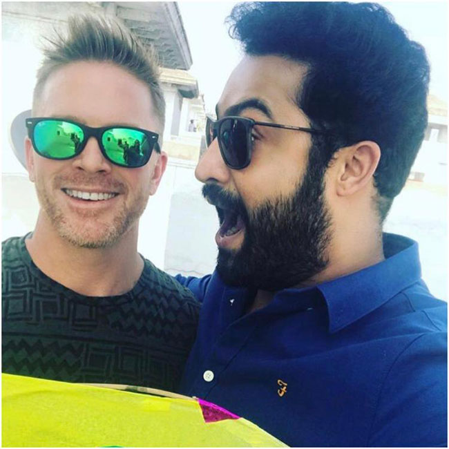 ఎన్టీఆర్ ఫ్యాన్స్ ని అతనొక్కడే అర్థం చేసుకున్నాడు...!