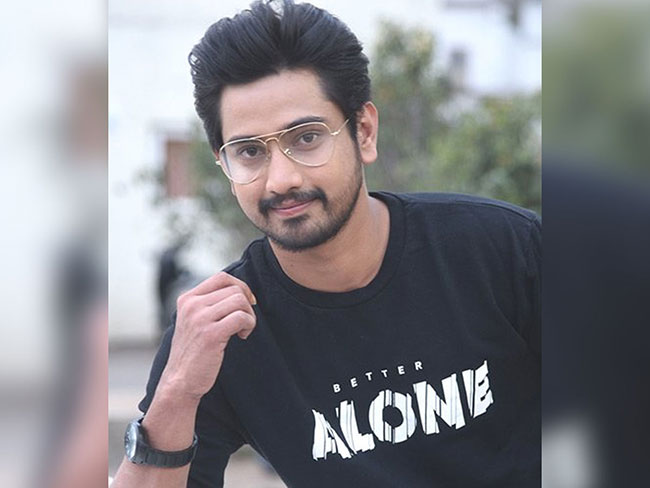 150 కోట్ల వసూళ్ల సినిమా రీమేక్ అంటే మాటలా? 150 కోట్ల వసూళ్ల సినిమా రీమేక్ అంటే మాటలా?