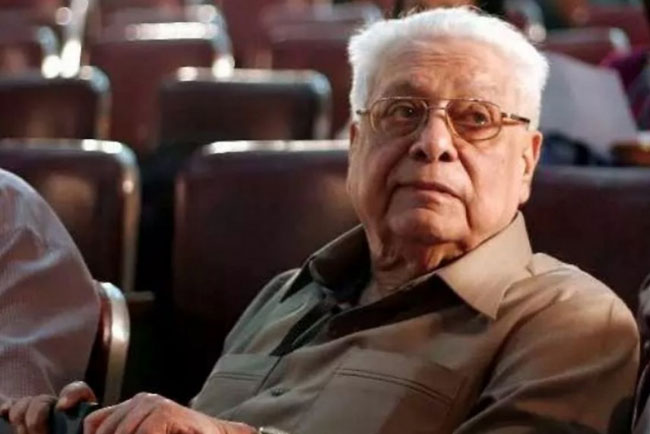 Ace Filmmaker Basu Chatterjee Dies At 93 Ace Filmmaker Basu Chatterjee Dies At 93