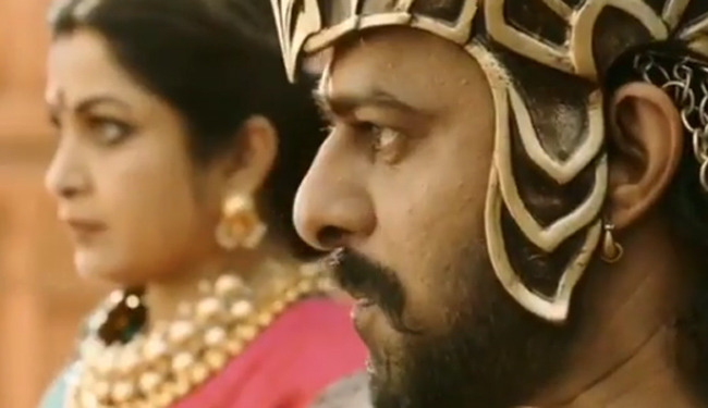 వైరల్ అవుతున్న డార్లింగ్ ప్రభాస్ కిస్ మీ వీడియో...!