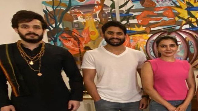 అఖిల్ అయ్యప్ప మాల వేయడానికి మెగా హీరోనే కారణమా...?