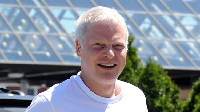 హీరో ఉరి మ‌ర‌వ‌క ముందే 27వ అంత‌స్తు నుంచి దూకి!