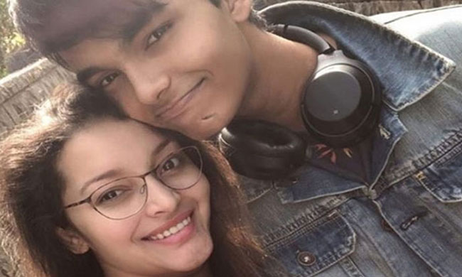 What Did Renu Desai Say About Mega Family To Akira?
