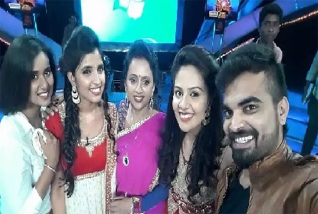 హీరోలకే కాదు స్టార్‌ యాంకర్స్‌ కు కూడా కోతే