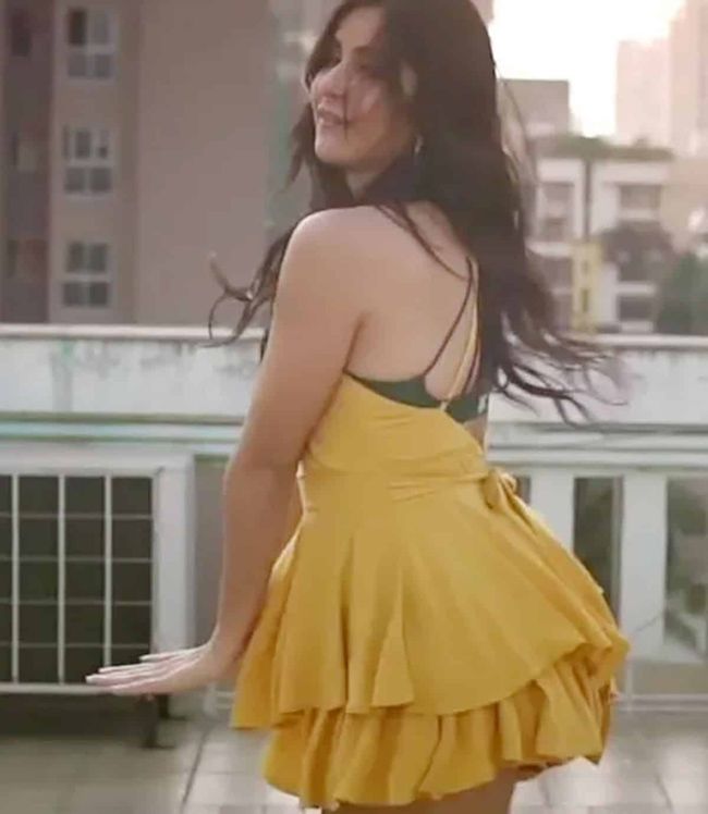 katrina kaif backless dress Katrina Kaif Black Hot Backless HD Wallpaper
