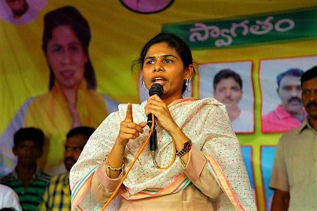 Akhilapriya In The News Again, For Wrong Reasons