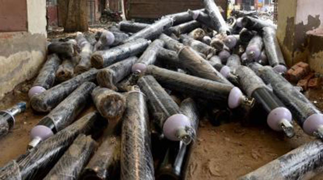 Beware! Smugglers Are Blackmarketing Oxygen Cylinders