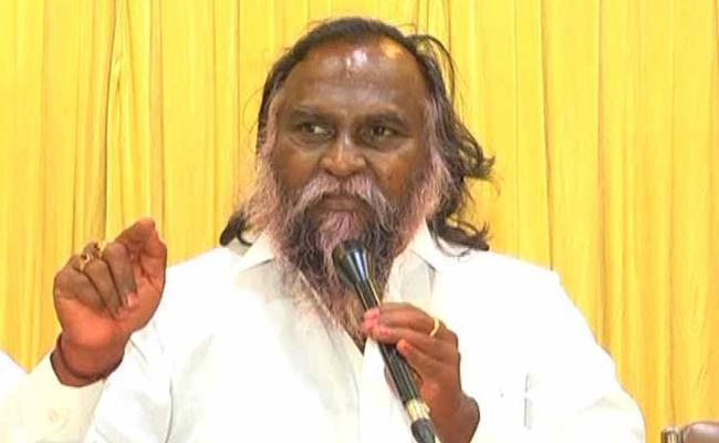 Congress Uses Same Language That TRS Used Against Modi