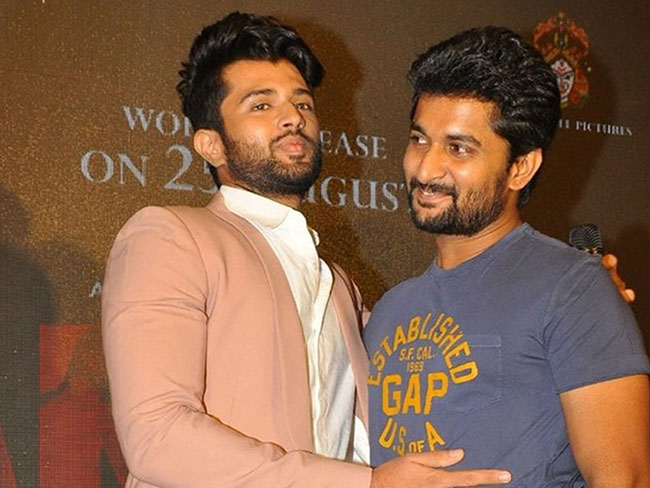 కుర్ర హీరోలు ఓటీటీ ఆఫర్స్ కి నో చెప్పలేకపోతున్నారట...!