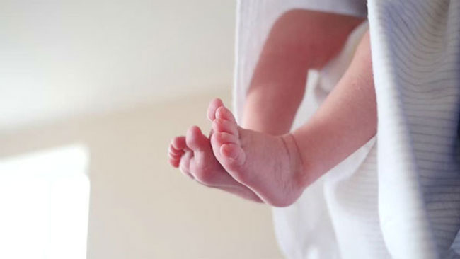 అక్రమ సంతానం అమ్మకం.. విశాఖలో దారుణం