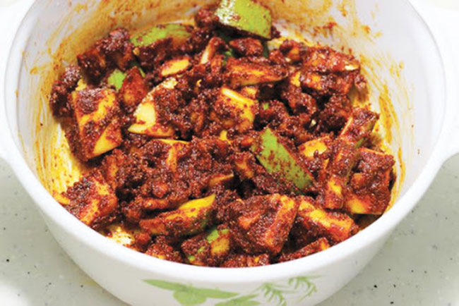 అమెరికాకు అనూహ్యంగా పెరిగిన ఆహార ప‌దార్థాల పార్సిళ్లు