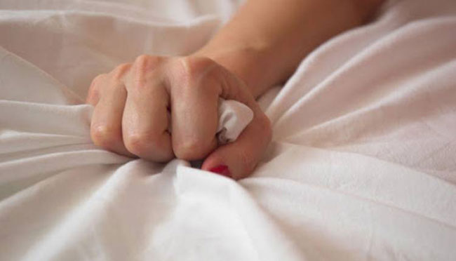 మన బెజవాడ అమ్మాయిలు వేటిని ఎక్కువ కొన్నారో తెలుసా?