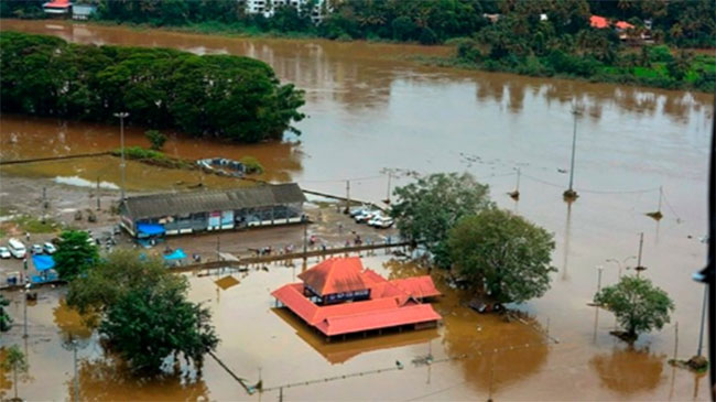 కేరళలో వర్షబీభత్సం .. కొండ చరియలు విరిగిపడి 17 మంది మృతి