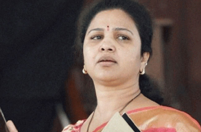 రాజకీయంగా ఒక్క తప్పటడుగు - కనుమరుగైన బుట్టా రేణుక!