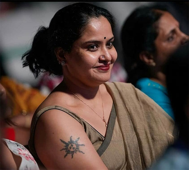 పచ్చబొట్టు రహస్యం చెప్పిన ప్రగతి