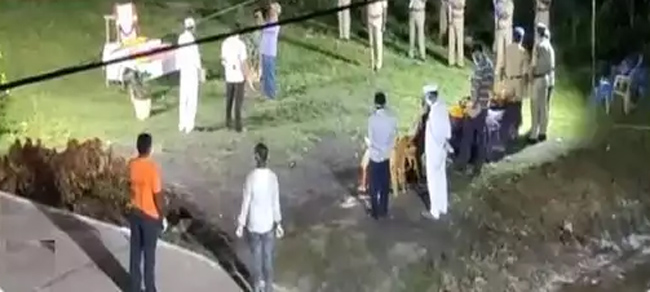 Ex-Minister Manikyala Rao Cremated With State Honours