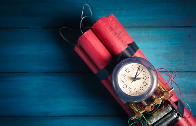 ఢిల్లీలో భారీ పేలుళ్లకు ప్లాన్ చేసిన ఫ్యాన్సీ షాపు యజమాని