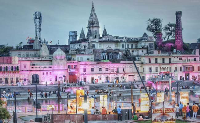 ఇవాల్టి భూమిపూజకు 28 ఏళ్ల క్రితం ఆ రోజున ఏం జరిగింది? ఇవాల్టి భూమిపూజకు 28 ఏళ్ల క్రితం ఆ రోజున ఏం జరిగింది?