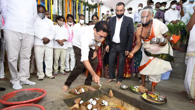 గంటలో కరీంనగర్.. 2 గంటల్లో బెజవాడ?