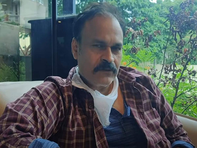 విశ్వాసం లేని కుక్క వీడియో షేర్ చేసిన నాగబాబు...!