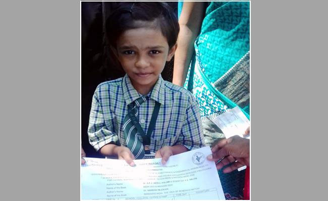 ఏడేళ్ల బాలికకి పోలీసుల సమన్లు