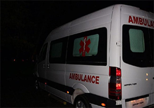 కరోనా పేరు చెప్పి 85 వేలు దోచేసిన అంబులెన్స్ నిర్వాహకులు..! కరోనా పేరు చెప్పి 85 వేలు దోచేసిన అంబులెన్స్ నిర్వాహకులు..!