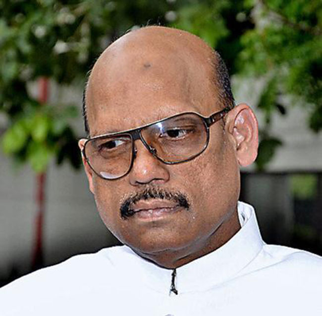 TG Has His Bread Buttered On All Sides